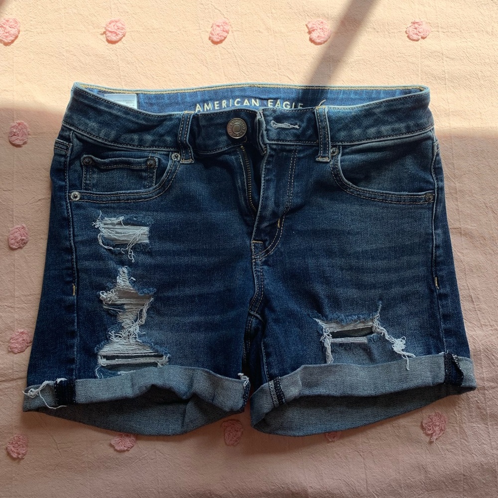 American Eagle shorts!